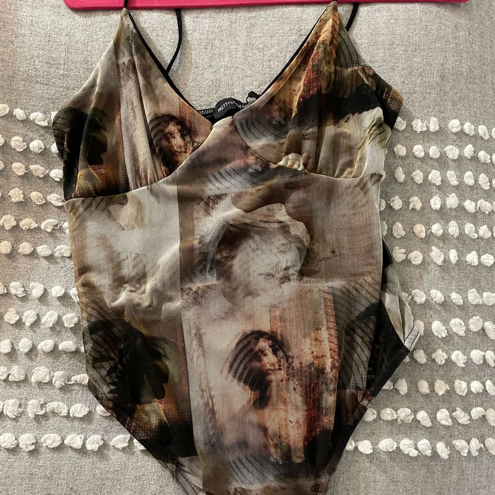 Pretty Little Things • Bodysuit - Picture 2 of 4